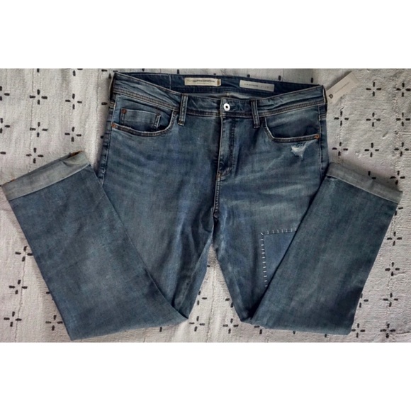 Anthropologie Pilcro Patchwork Slim Boyfriend Jean - Picture 9 of 9